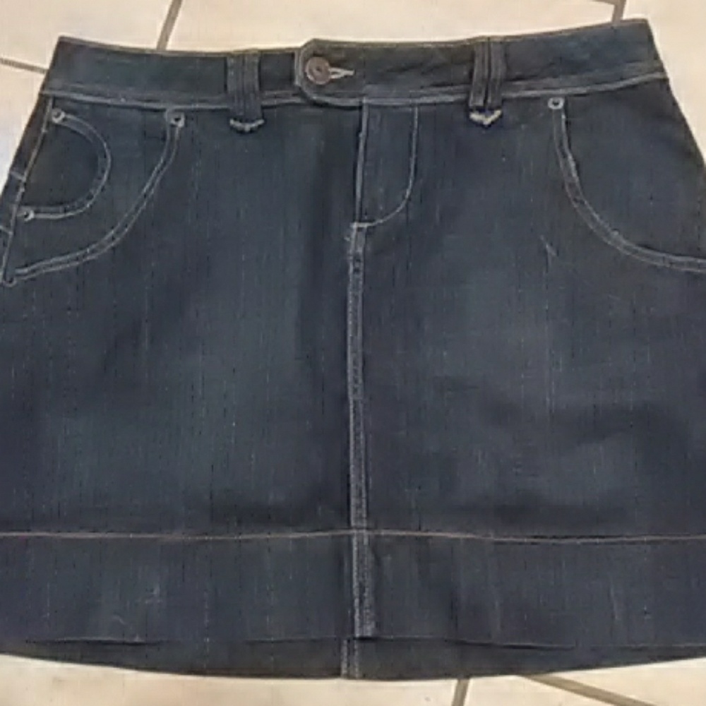 Elle denim short skirt